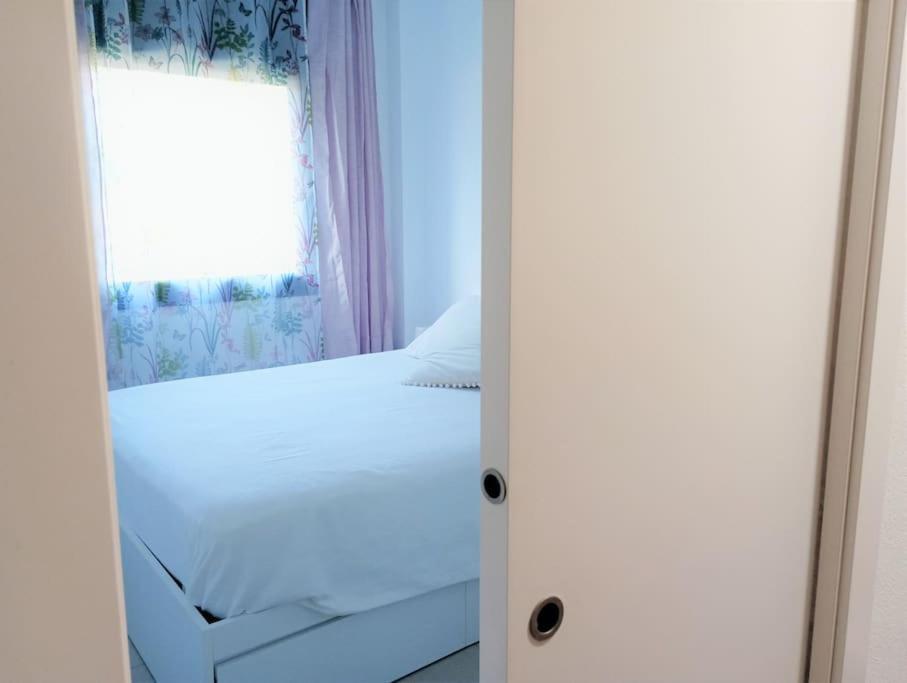 Apartamento En Primera Linea De Mar Roses Exterior photo
